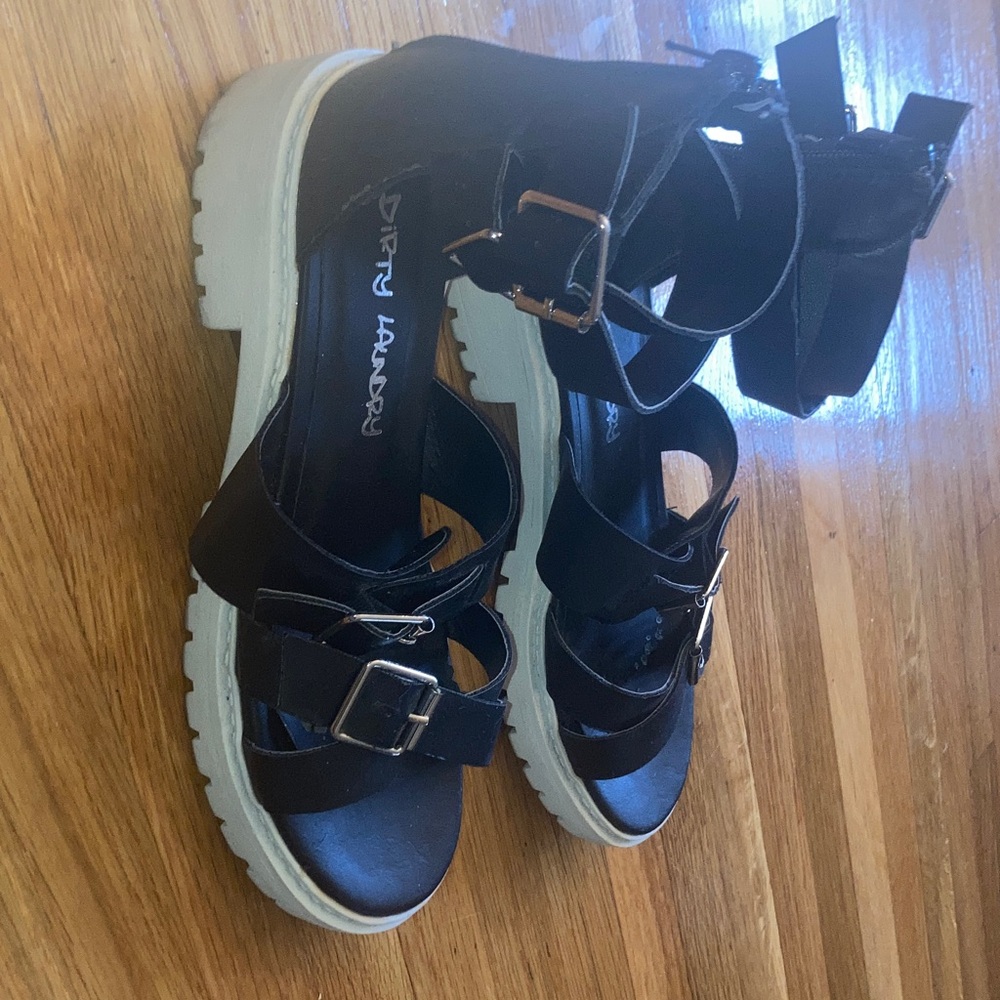 Dirty Laundry Black Buckle Sandals